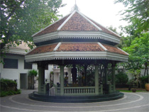 octagonal pavilion